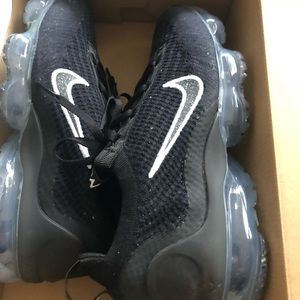 Nike Black 8 1/2 women’s